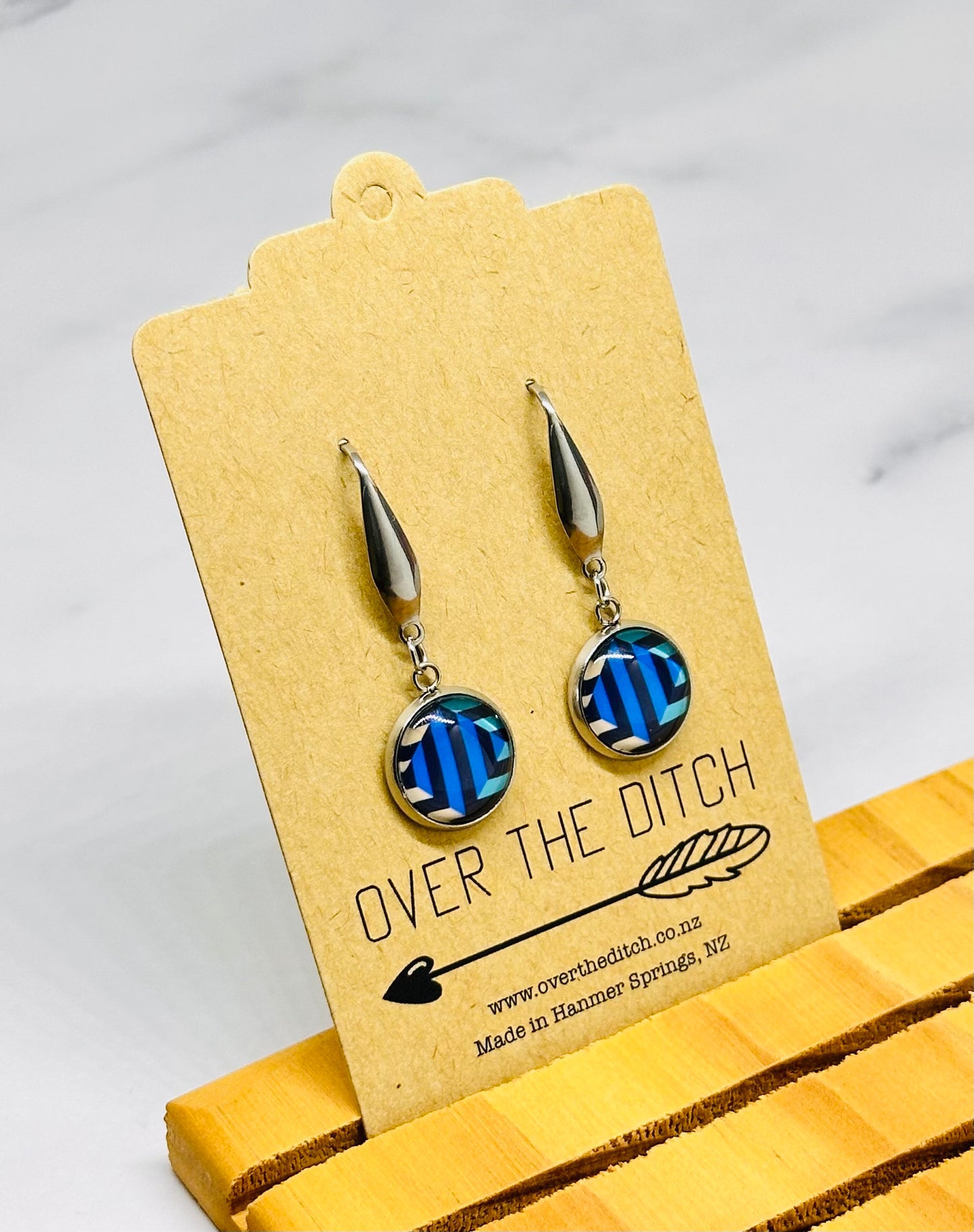 Pendants - Blue stripe
