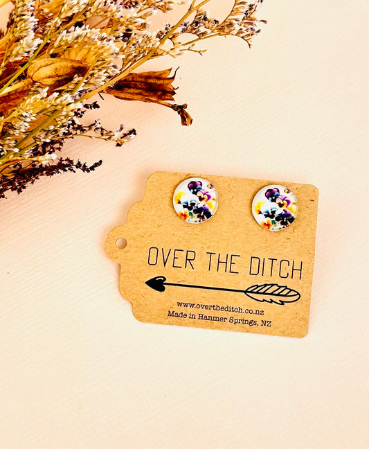 Domes - Pansies love