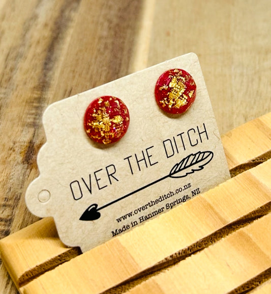 Domes - Red with gold flakes