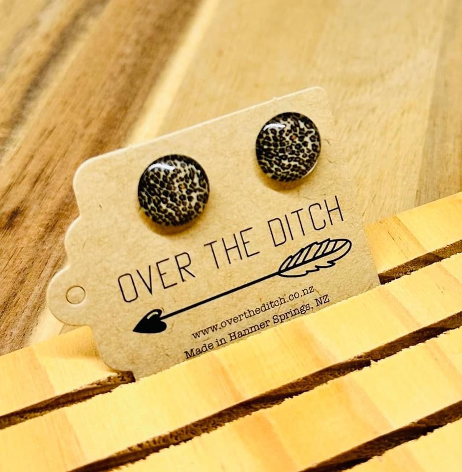 Domes - Leopard is the new black