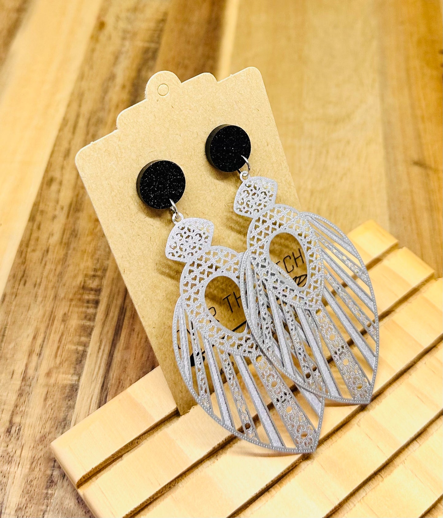 Dangles- Kaye