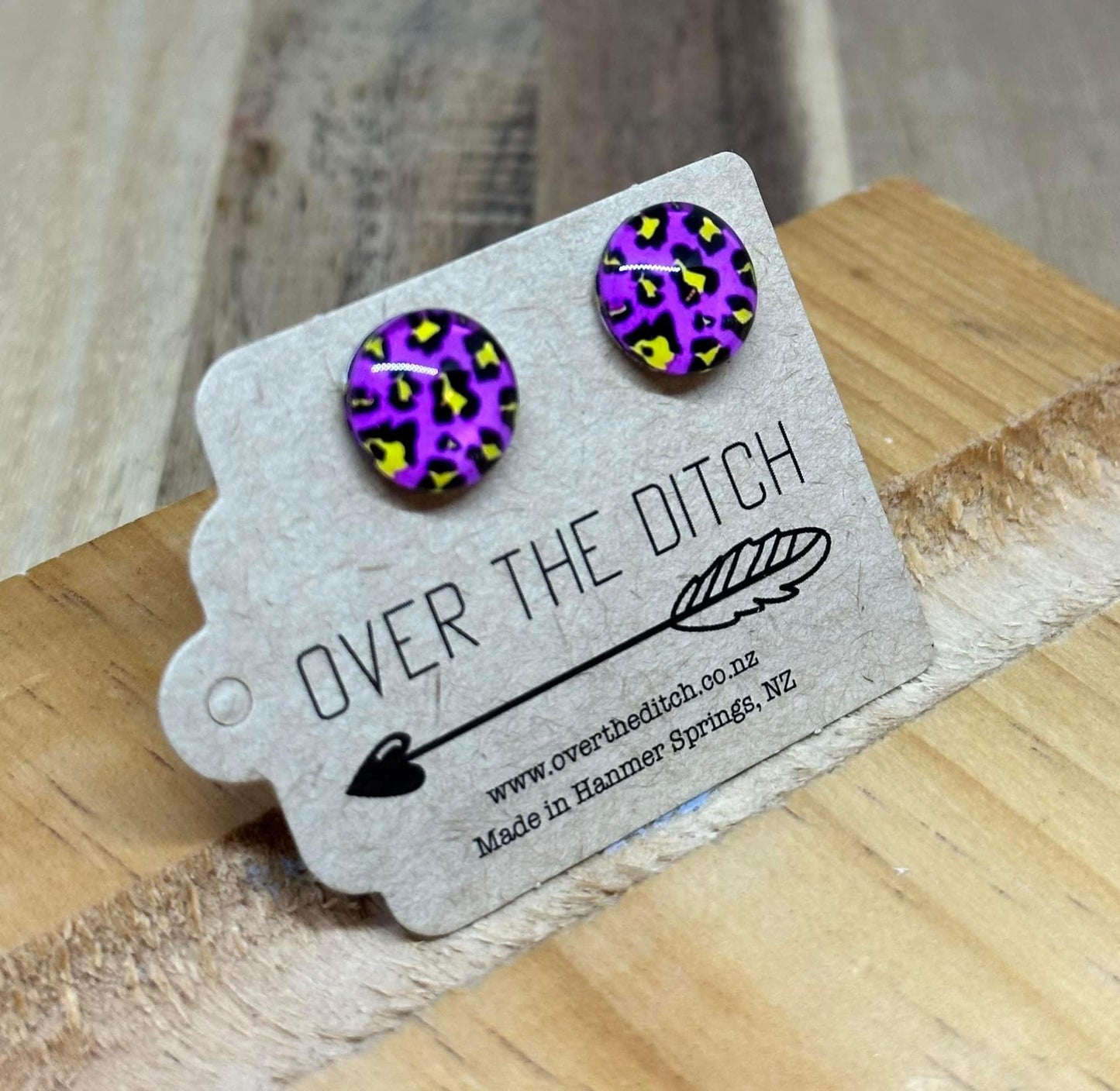 Domes - Pink, yellow leopard