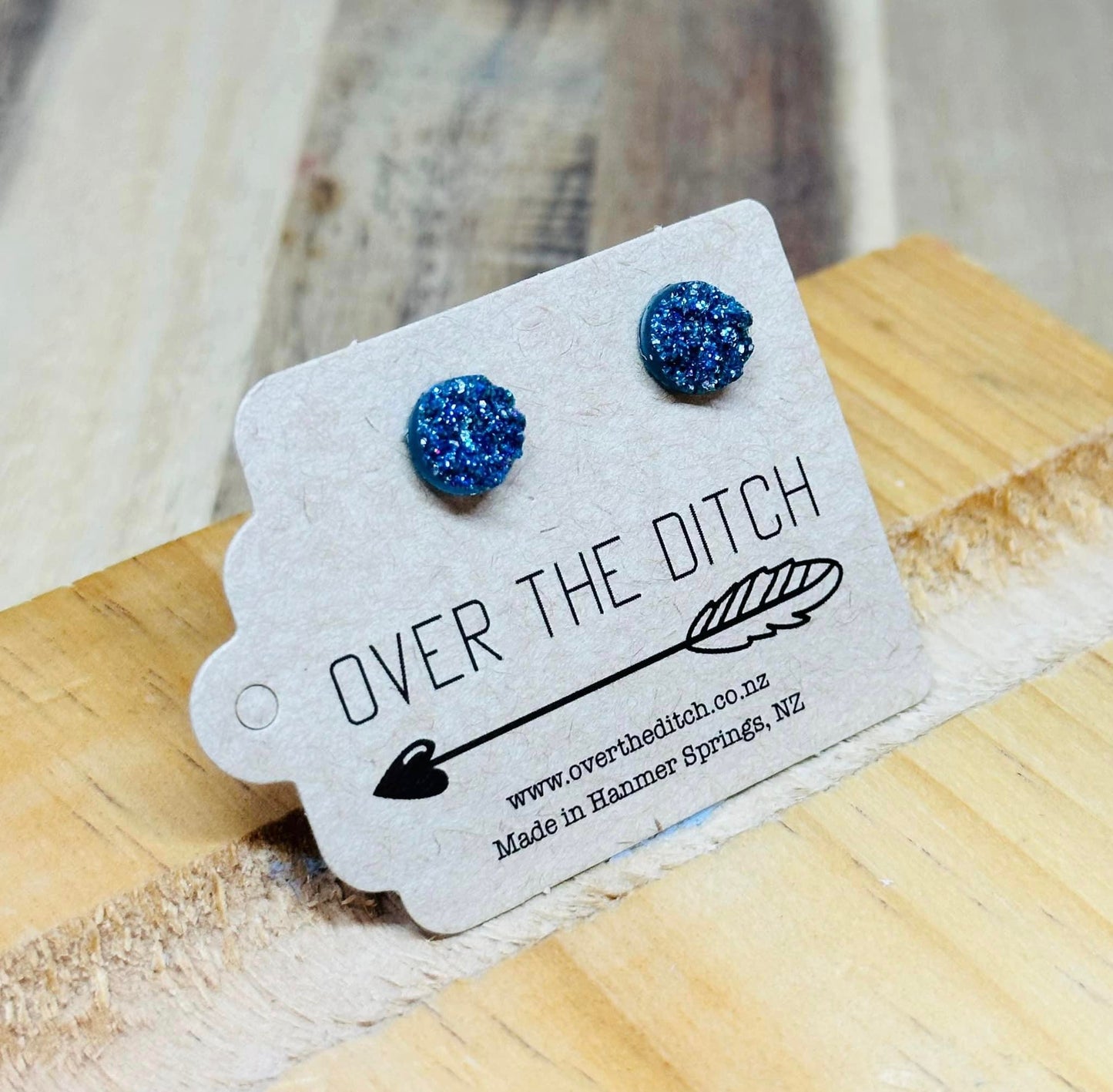 Domes - Blue druzy mini