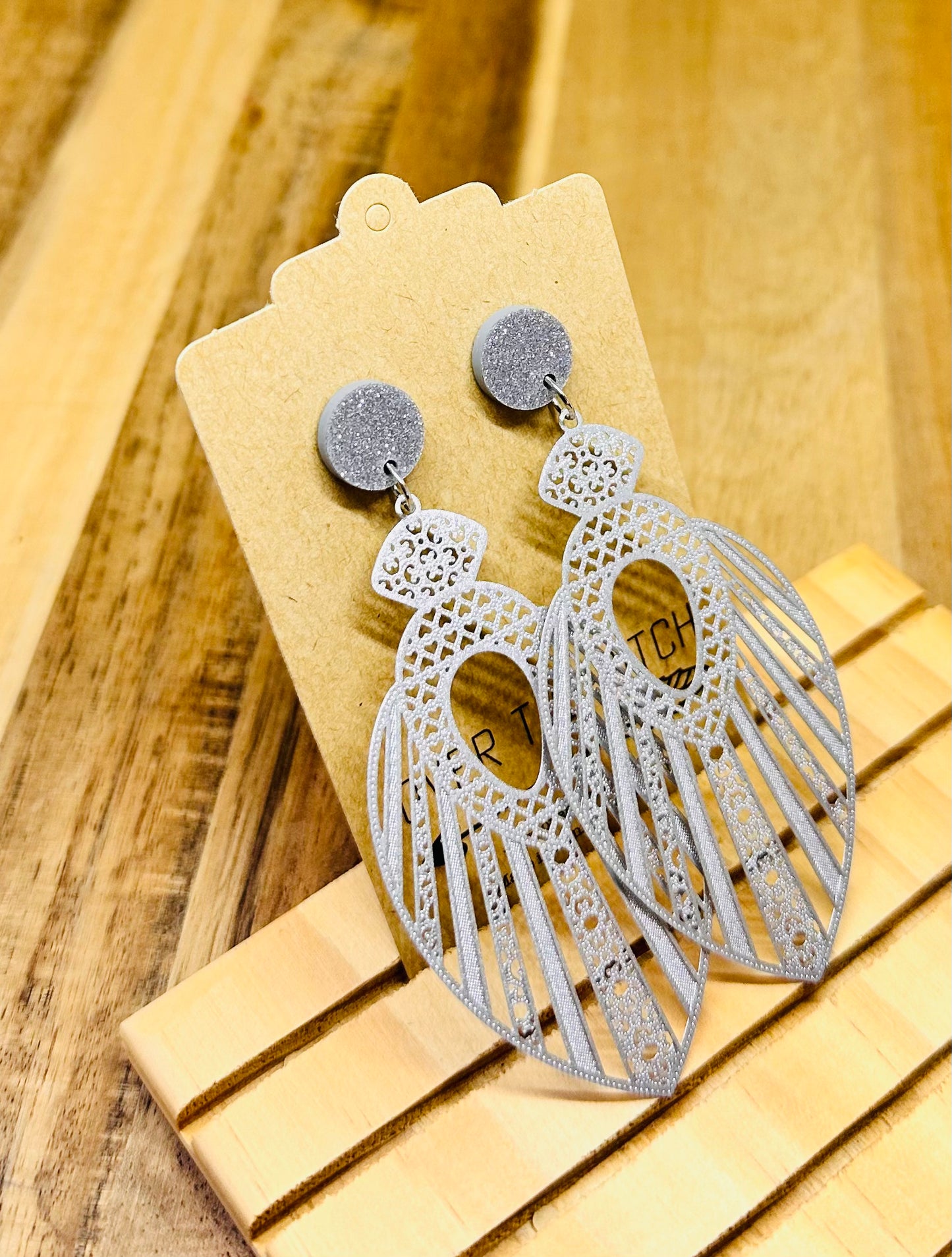 Dangles- Kaye