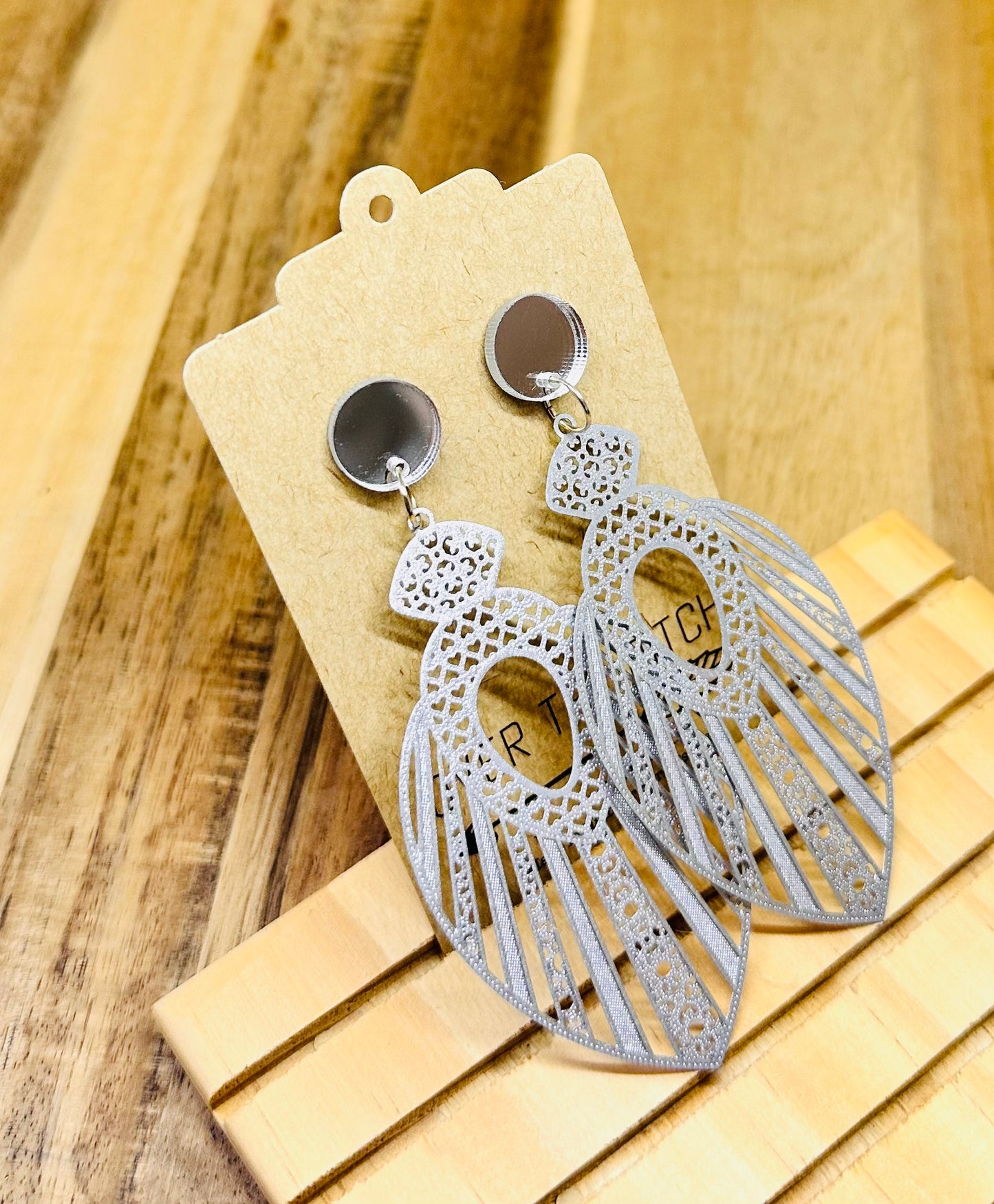 Dangles- Kaye
