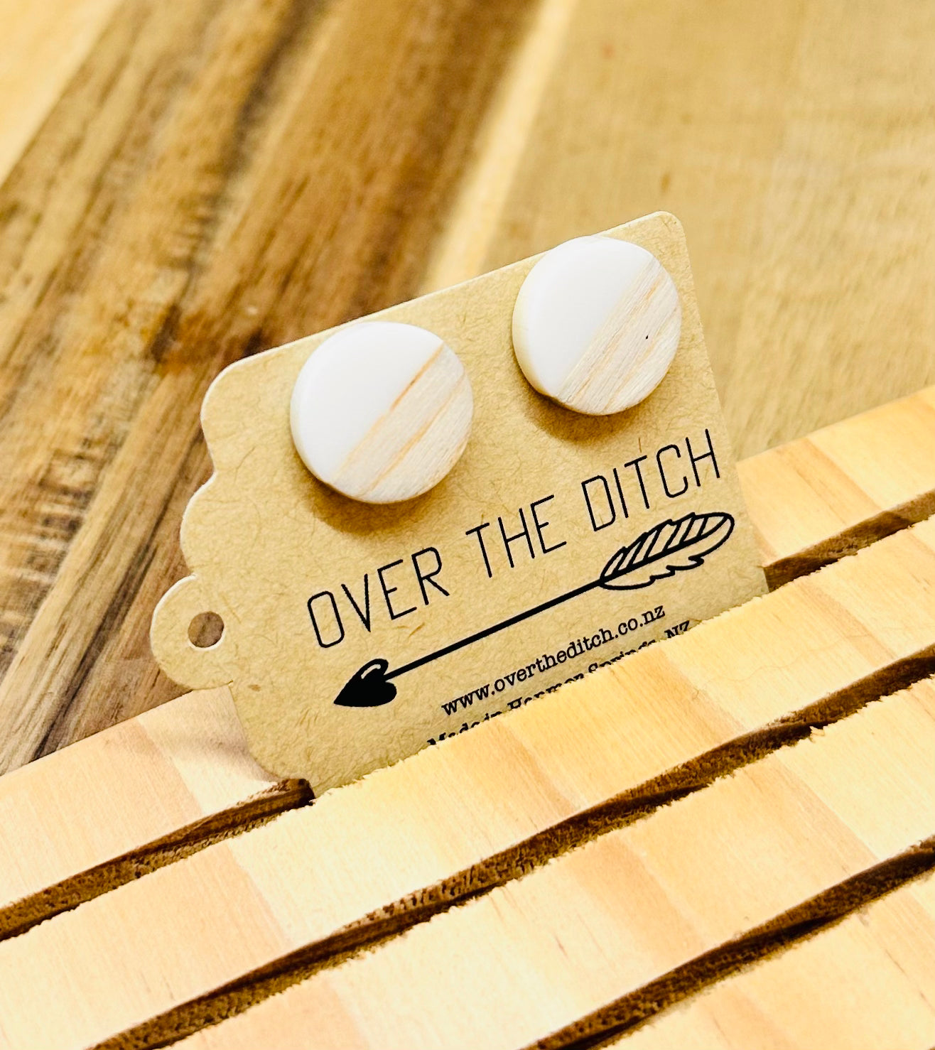 Domes - Large white & wood half