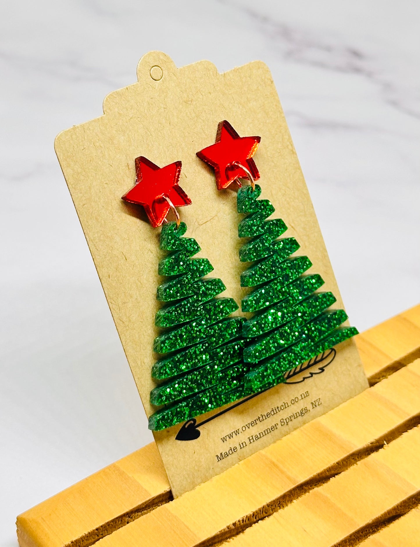 Dangles - Sparkly green Christmas tree