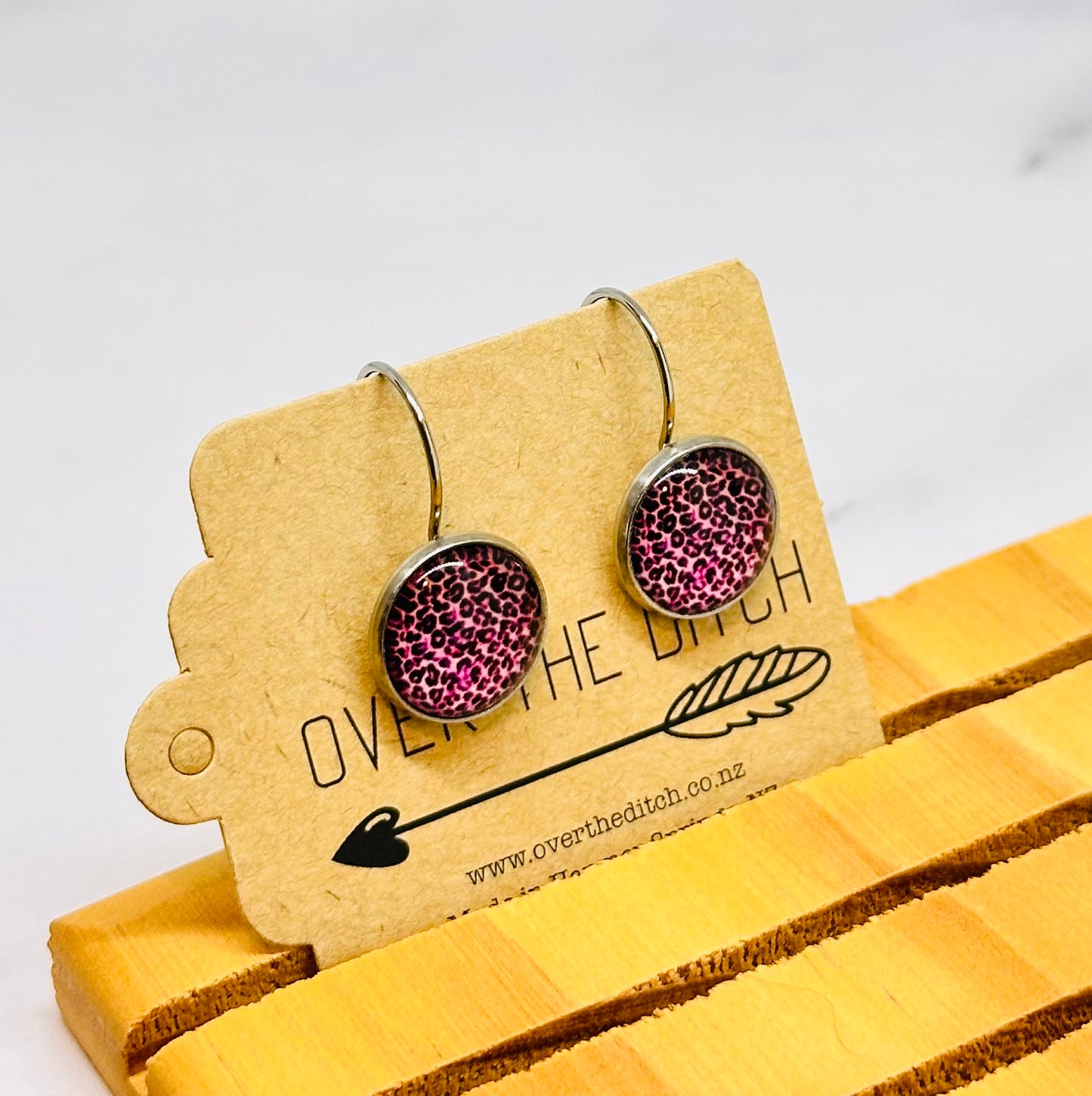 Drops - Baby pink leopard