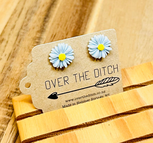 Domes - Light blue daisy