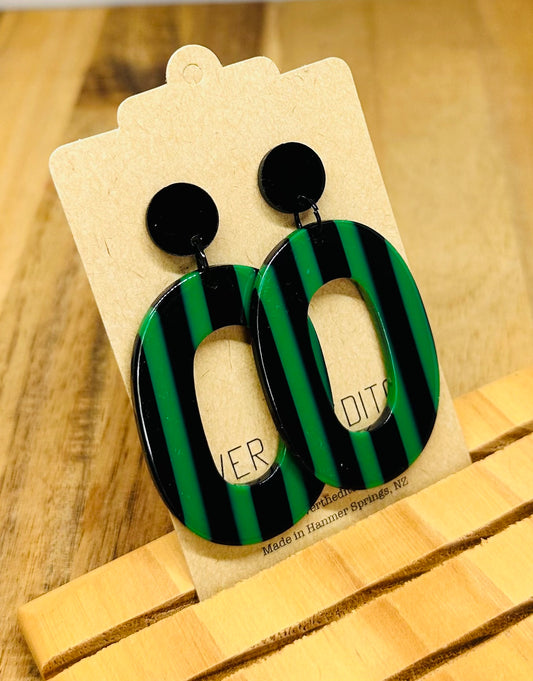 Dangles - Caddie