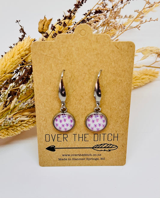 Pendants - Tiny pink flowers