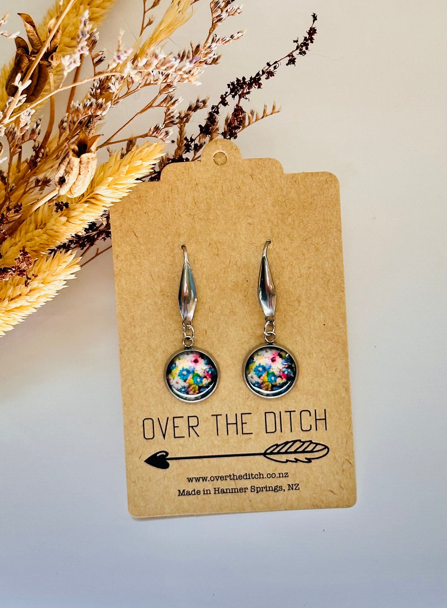 Pendants - Floral Composition