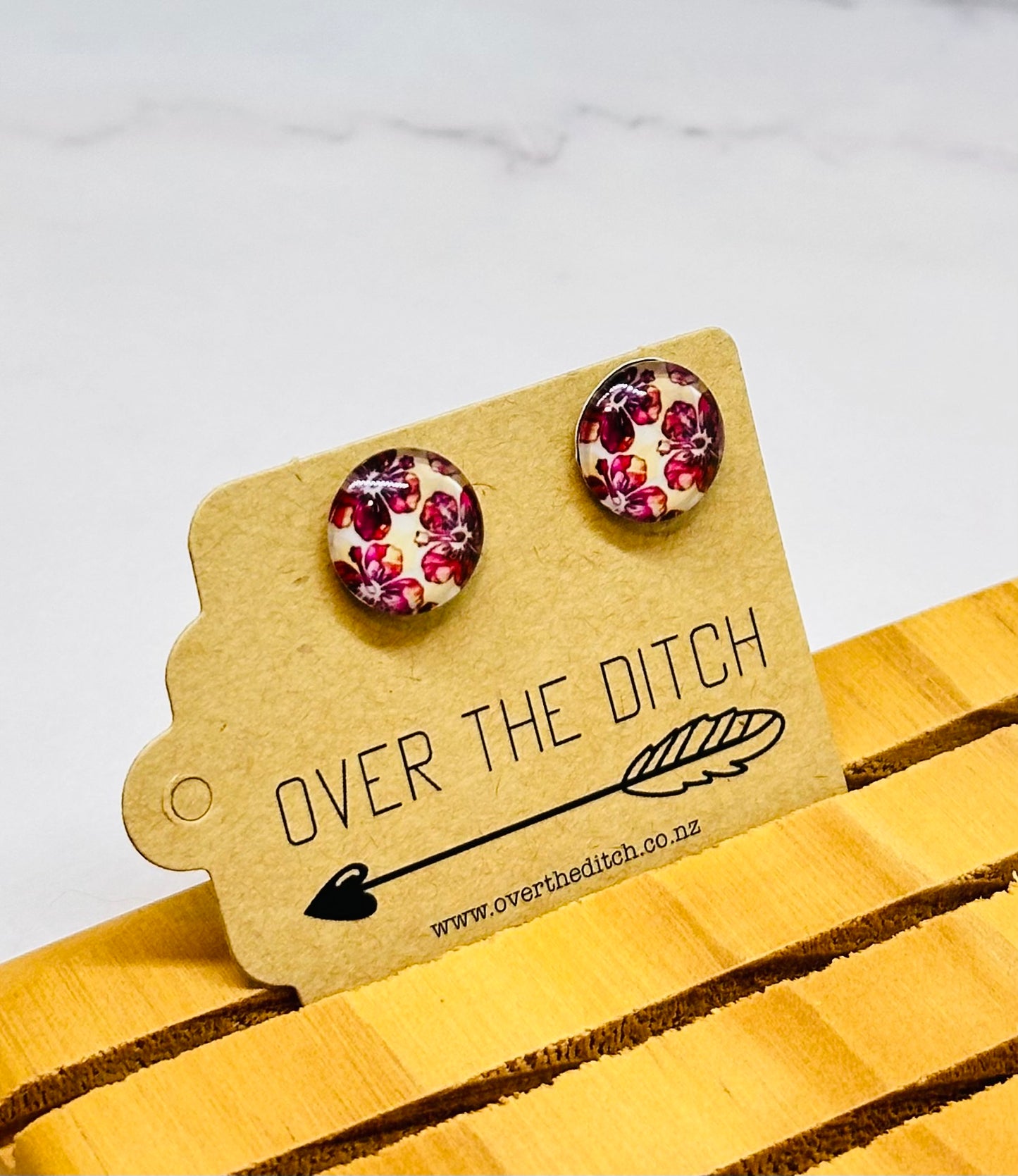 Domes - Rustic flowers